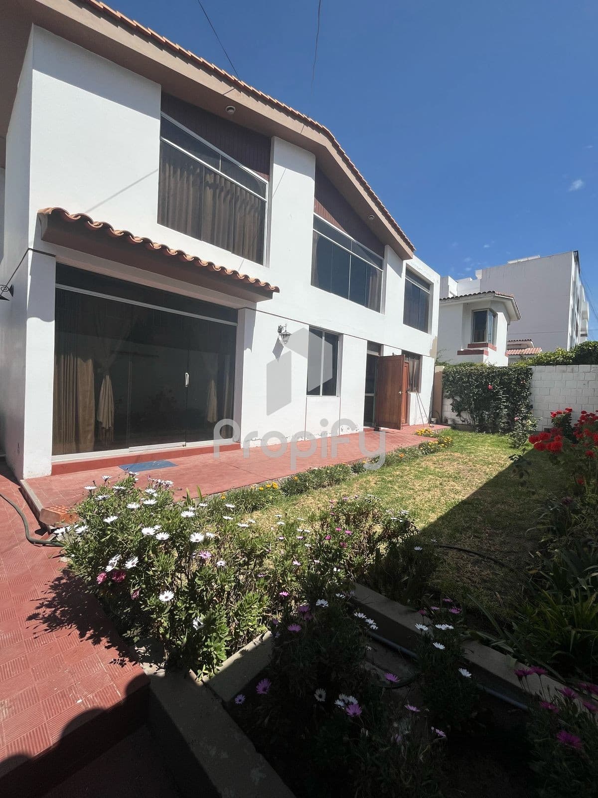 Casa En Urbanización El Mirador En Cayma