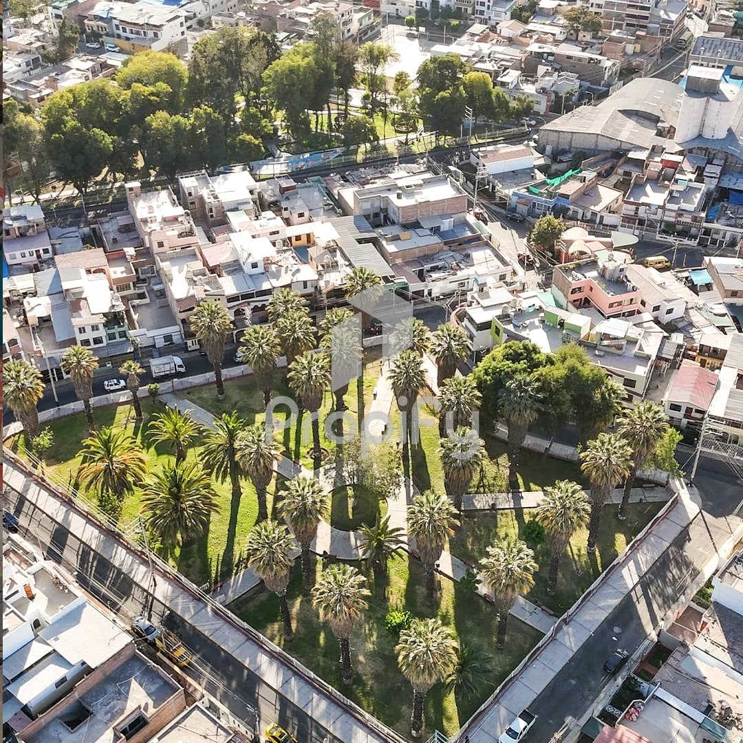 Casa a precio de terreno en Ferroviarios