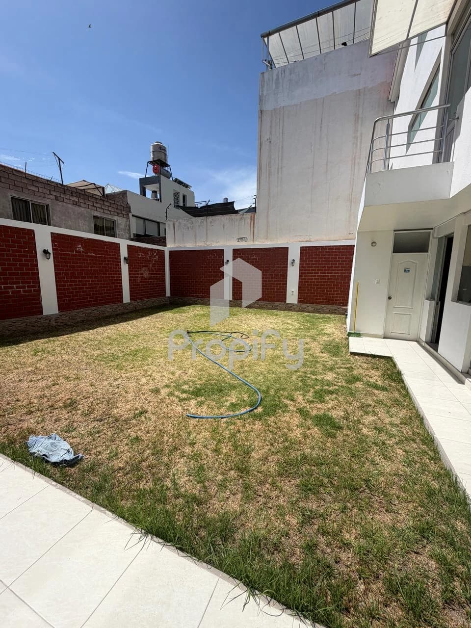 Exclusiva Casa – Urb. Killari II